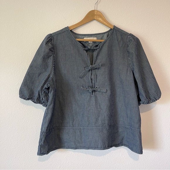 LOFT Tops - Loft Striped Denim Top sz Large Blue Bows Puff Sleeve Cottage Cropped Chambray